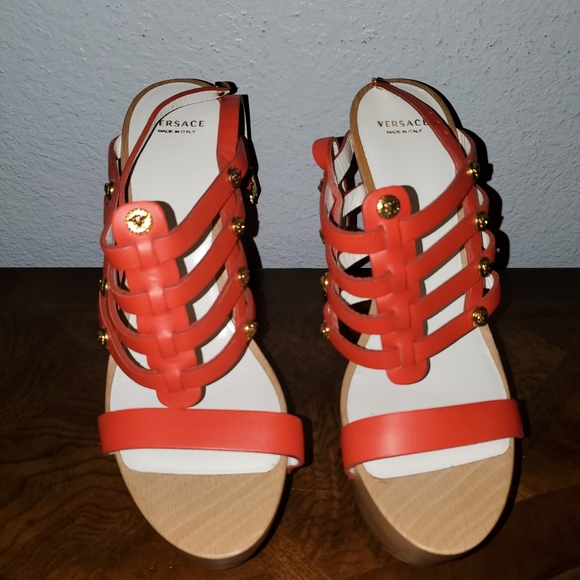 Authentic Versace platforms - Picture 4 of 8